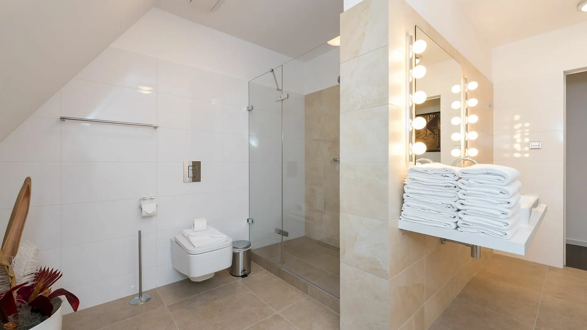 Empirent Avenue Apartments Prague