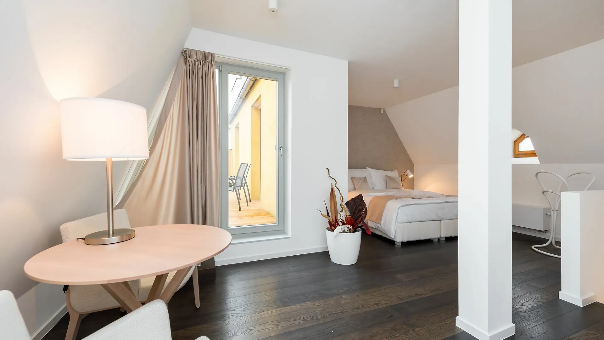 Empirent Avenue Apartments Prague