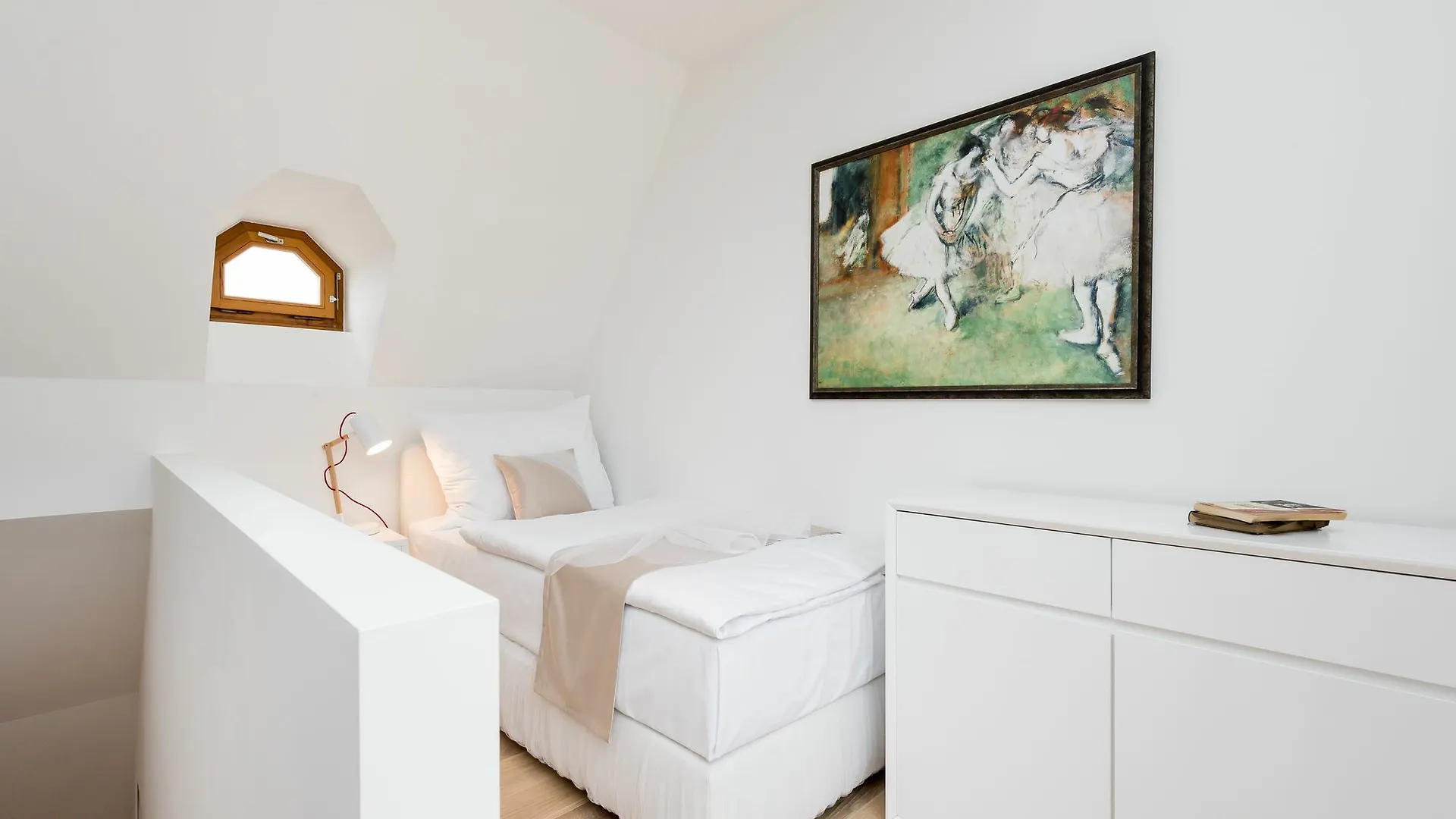 Empirent Avenue Apartments Prague